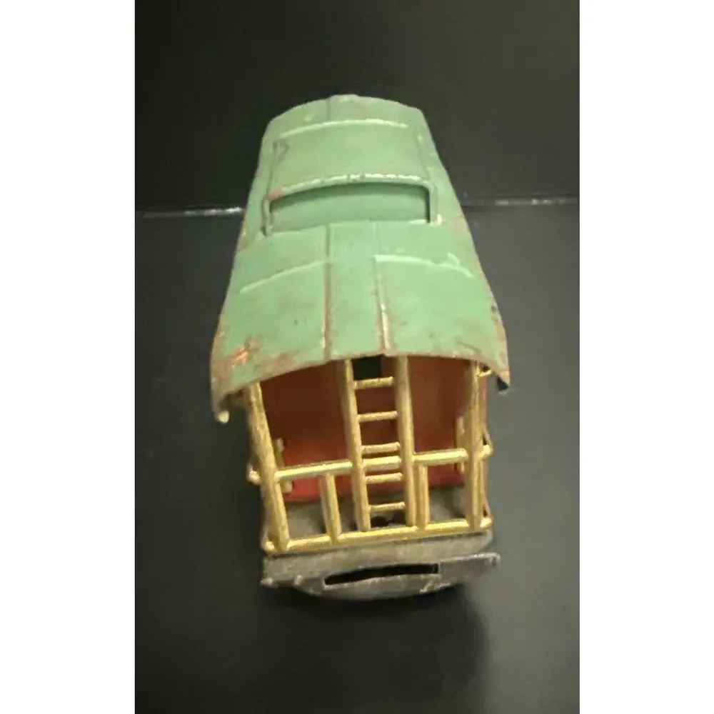 Lionel train caboose